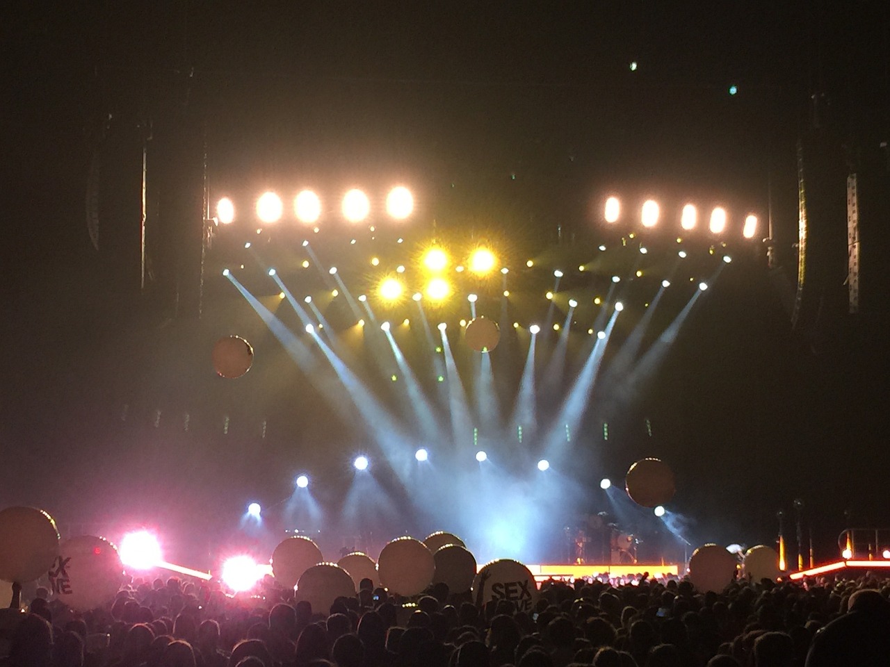 最新人气歌谣,音乐潮流的崭新声音