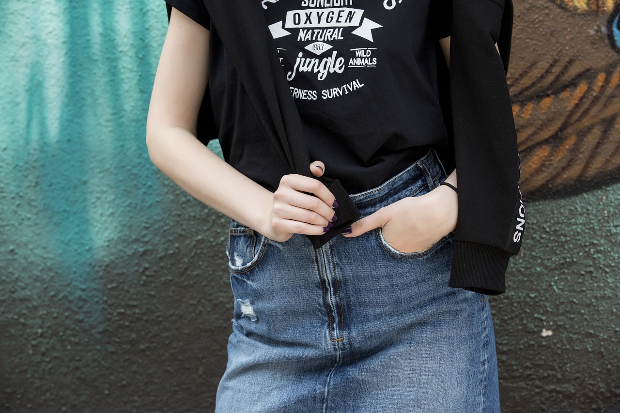 探索最新时尚魅力,23年新款卫衣风采展示