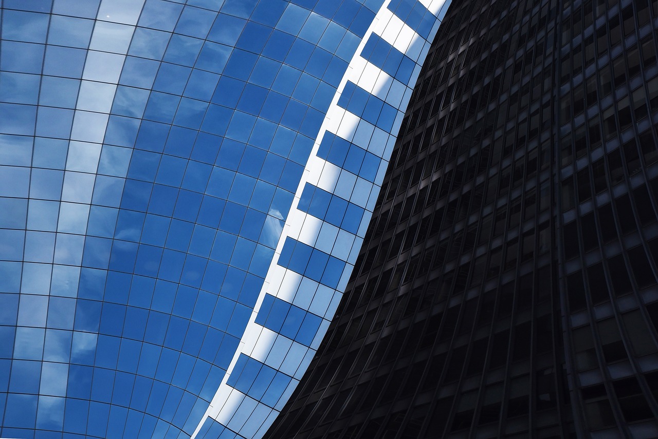 2024正版资料免费公开,数据深度解析报告_艺术之窗7278.4222