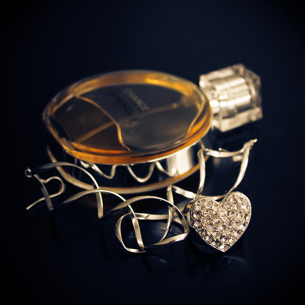 时尚潮流魅力,最新款头绳引领潮流风尚