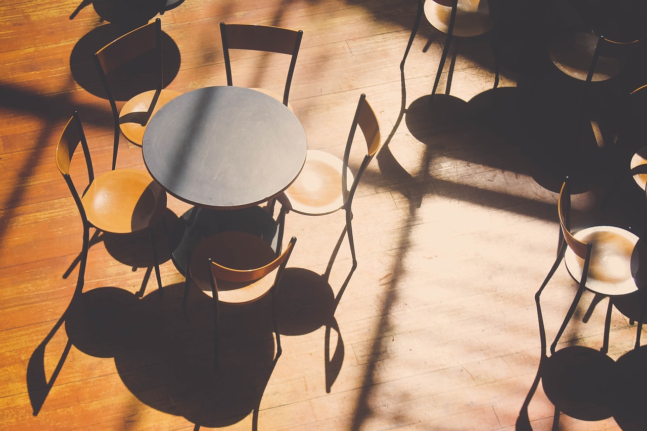 钻石回收价最新动态解析,市场趋势与影响因素深度探讨