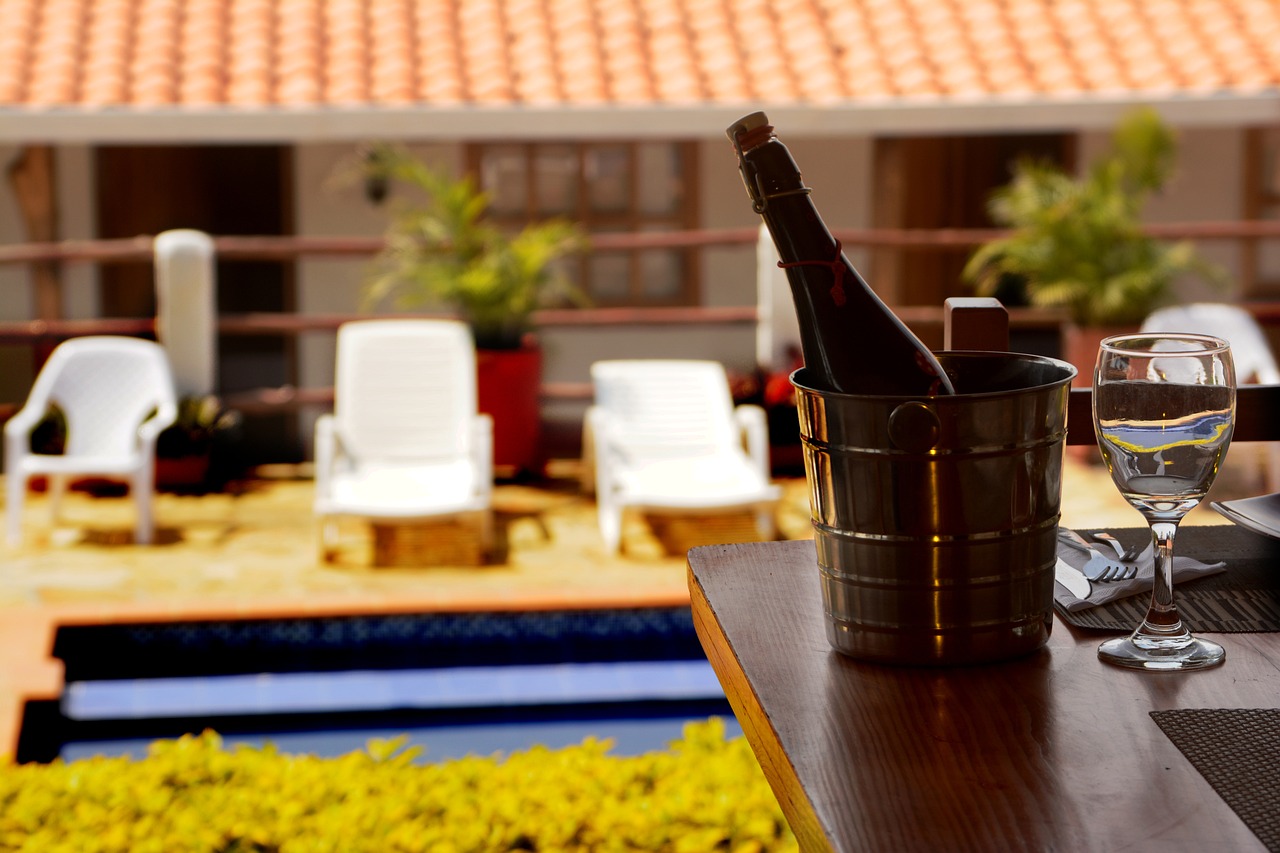 白酒股暴跌深度解析与未来展望,最新动态及原因揭秘