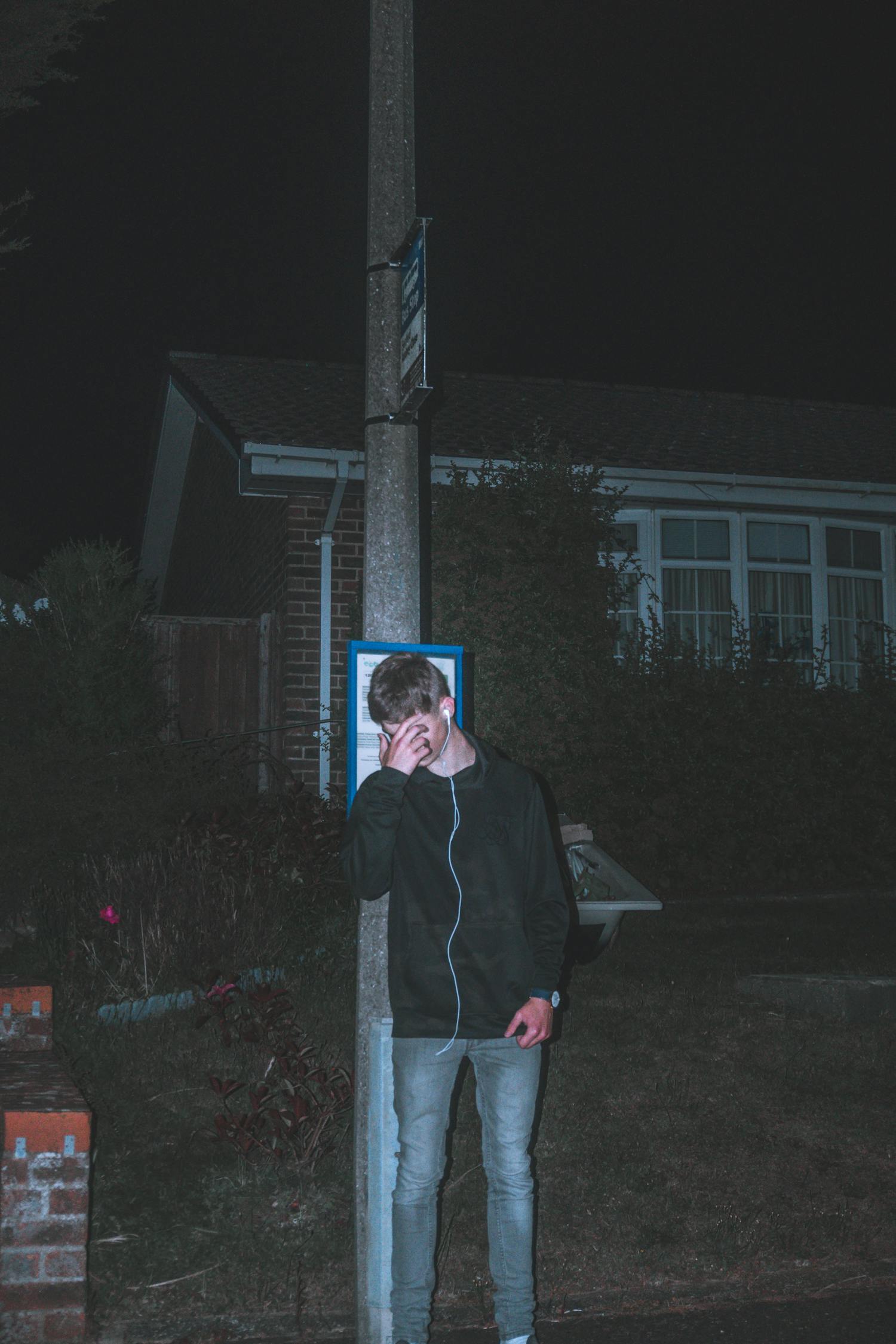 『现代都市情感纠葛揭秘，最新话剧情解析』