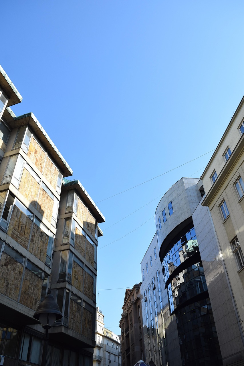 德卓镇最新动态,蓬勃发展中的小镇新面貌