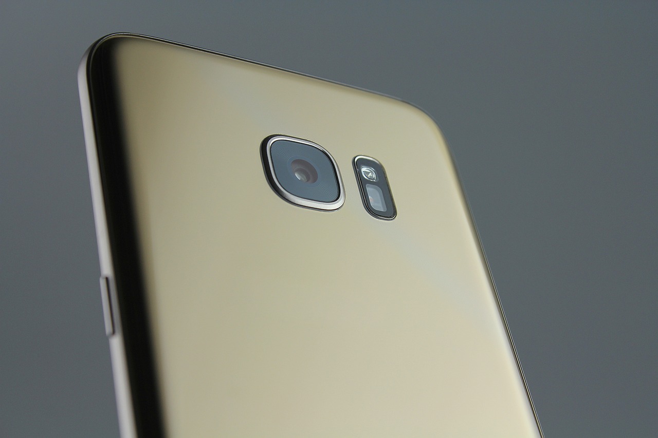 科技与美学的完美结合,最新自拍手机大盘点