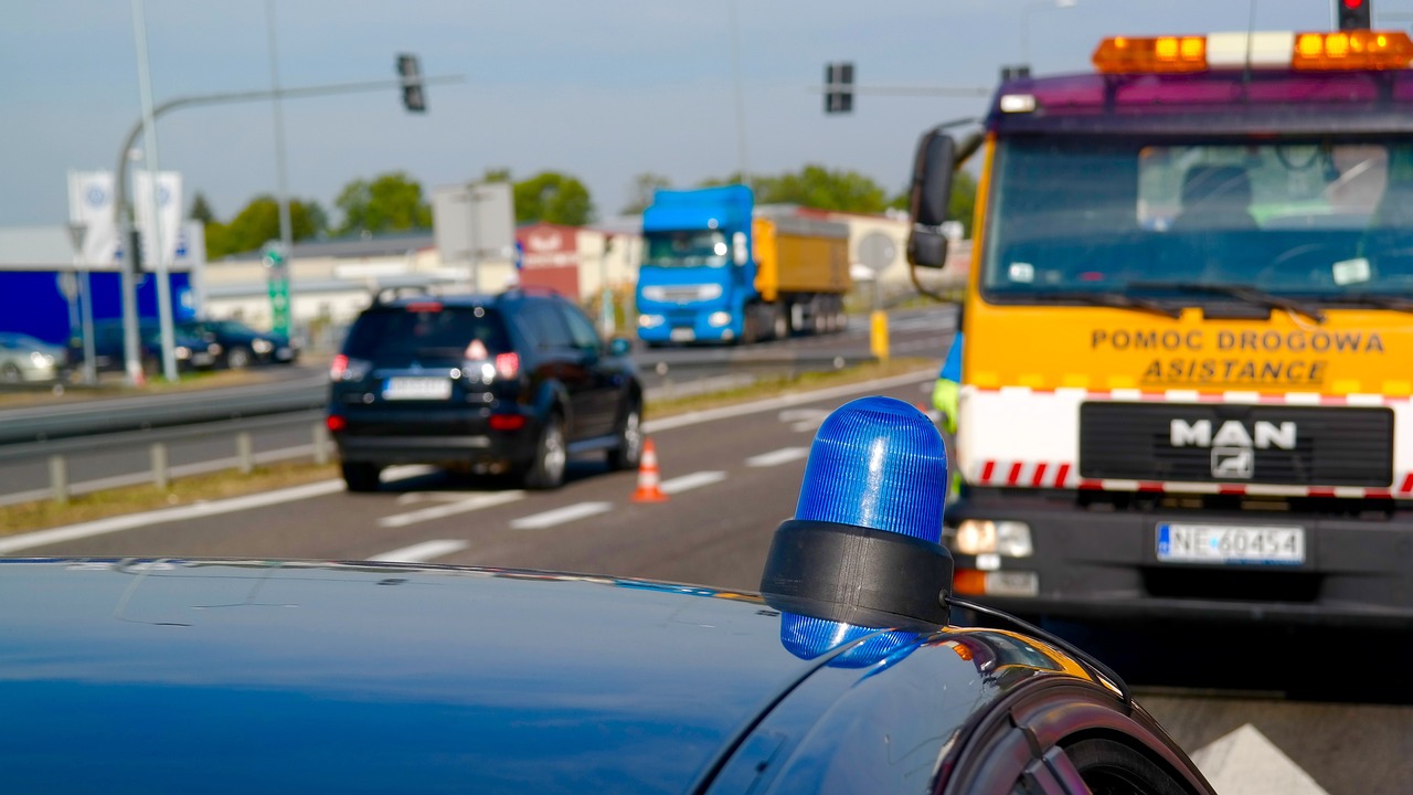 纳雍最新车祸事件深度解析与报道