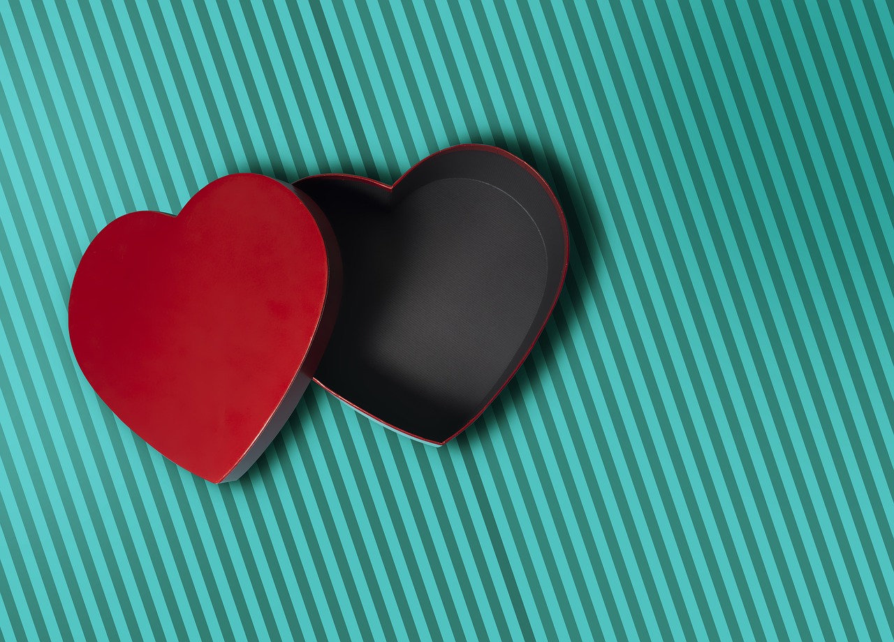 最新进展解析,四月伊尔玛飓风的动态与影响分析